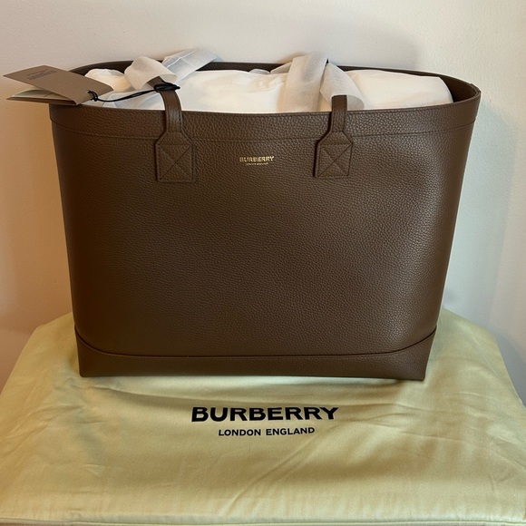 NWT Burberry Earth London Tote - Picture 1 of 8
